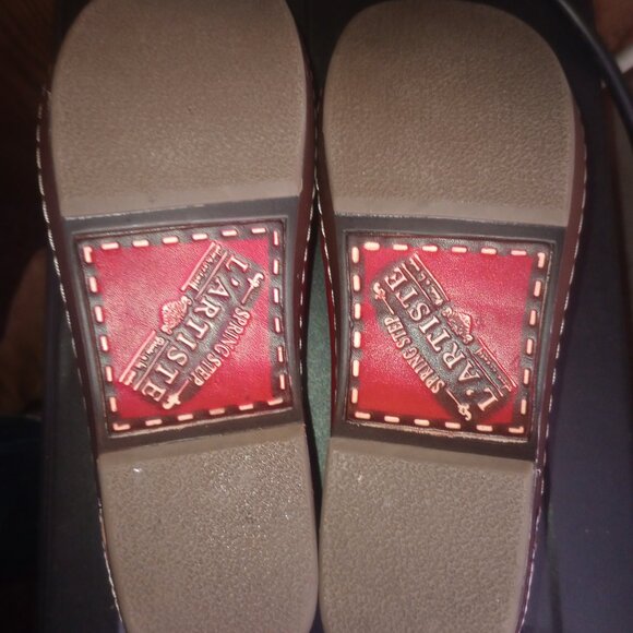 L'Artiste Burbank Spring Step clogs - Picture 3 of 5